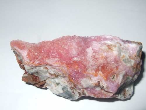 Minerali grezzi - -,