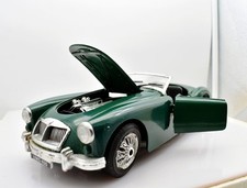Modellino auto scala 1:16 MGA