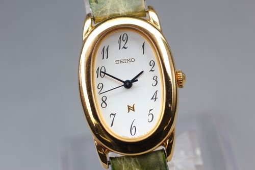 Quasi nuovo orologio - *quasi, nuovo*