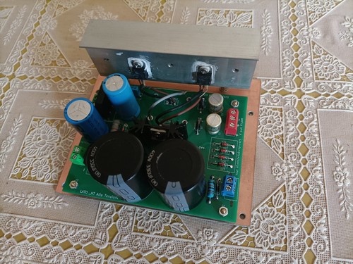 Alimentatore anodica e - alimentatore,
