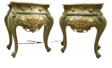 Coppia di comodini laccati