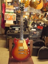 Chitarra elettrica YAMAHA