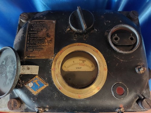Autoalimentatore per apparati - autoalimentatore,