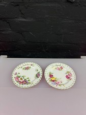 2 piatti da tè / laterali