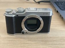 fujifilm x-m1 DIGITAL CAMERA