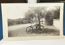 Bicicletta uomo su bici foto