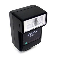 Flash Exakta 220A per