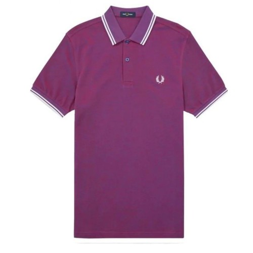 Polo nuova con etichette