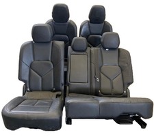 Sedili anteriori e posteriori PORSCHE CAYENNE (10-14) Pelle segnata ma non rotta