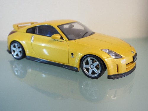Minicar autoart nissan - minicar,