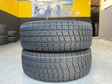 Usato: 2 Gomme 225/65R16C 112/110R Vredestein Pneumatici Invernali 80% residui