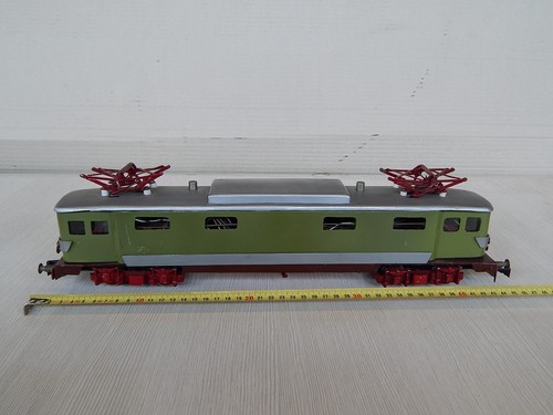 Locomotiva e424 424 081 - e424,
