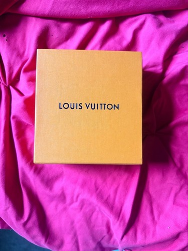 Louis vuitton monogram - louis,