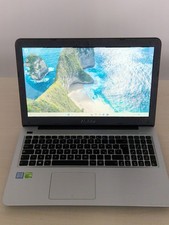 PC Portatile Asus F556U -