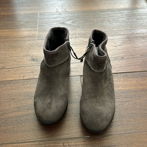 Cafenoir nwt booties super - nwt,