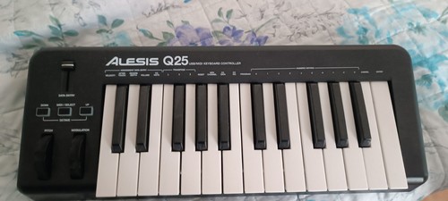 Alesis q25 controller - alesis,