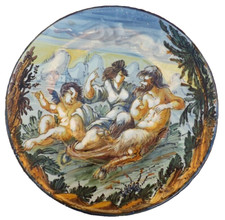 Piatto in ceramica, stemma Savona istoriato no calligrafico, putti Angioletti