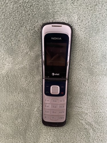 Nokia modello 2720a - |, |