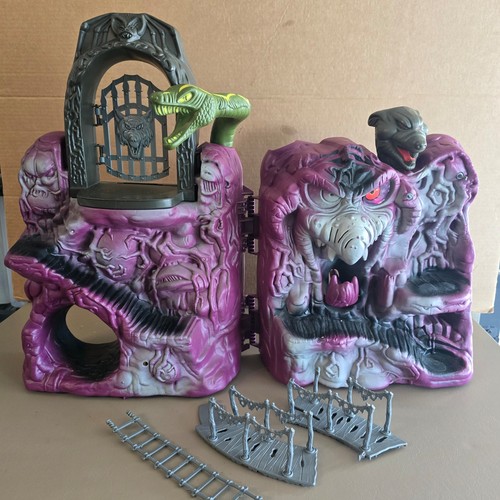 Vintage motu snake mountain - motu,