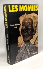 Les momies | Ange-Pierre Leca