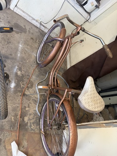 Schwinn vintage cruiser bike - vintage,