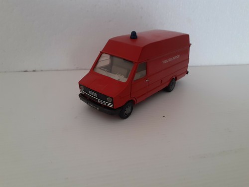 Unic iveco vigili del - 1/43,