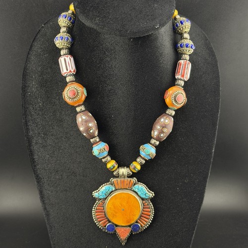 Collana colorata unica