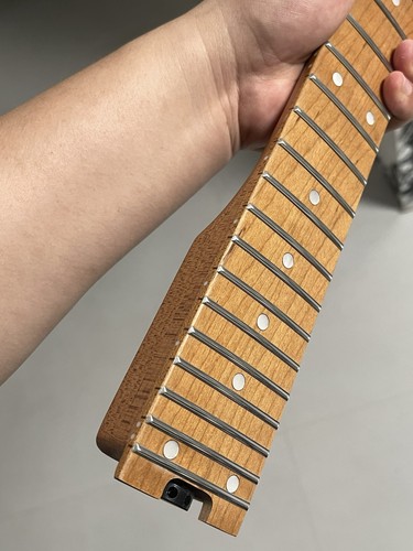 Reverse headstock floyd rose - reverse,