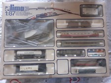 Lima confezione contenente un treno passeggeri e un treno merci codice 1600