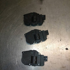 64119321034 Servomotore sportello aria frontale  BMW Serie 1 (E81/E87) 116i Ber.