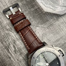 Per Officine Panerai Luminor