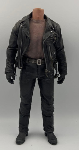 Hot toys terminator 800 - hot,