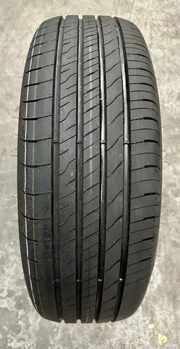 215 r17 96h - 215/60,