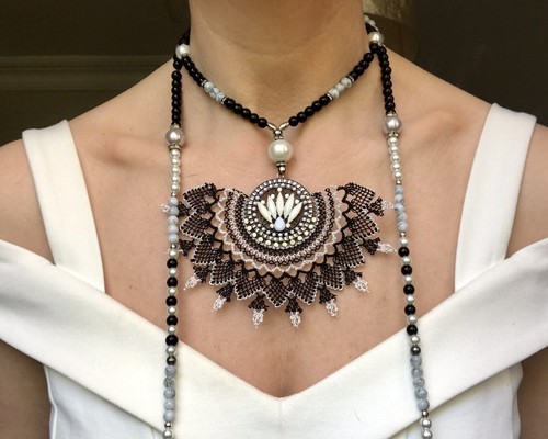 Collana all uncinetto seta - all'uncinetto, in