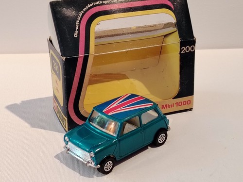Mini 1000 corgi 200 - by,