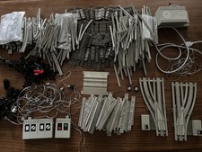 LEGO Ferrovia 12V anni ’80– Lotto binari elettrificati e accessori vari