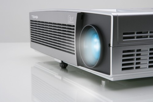 Proiettore toshiba tdp - proiettore,