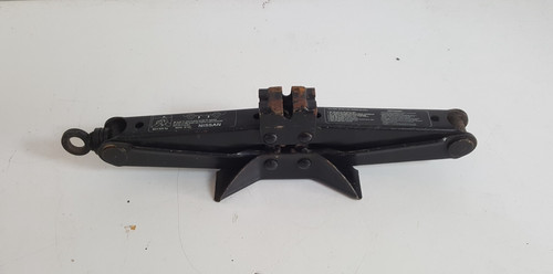 Cric crick sollevatore auto