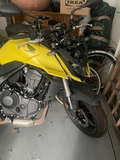 moto Honda Hornet 750 incidentata
