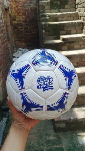Adidas tricolore world - adidas,