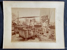 Napoli - Un Ostricaio a Santa