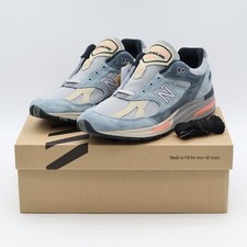 U991SG2 New Balance 991V2 Blue