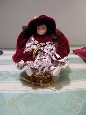 Bambola ceramica vintage cesto