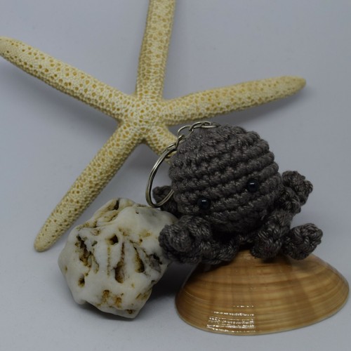 Portachiavi amigurumi forma - , di