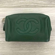 CHANEL Pochette verde con zip