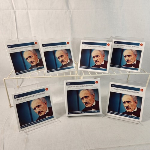 Toscanini conducts beethoven - conducts,