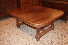 Grande tavolo quadrato francese Del 1800 In Legno di Noce
