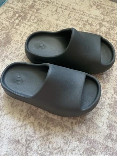 Adidas onyx yeezy slides - onyx,