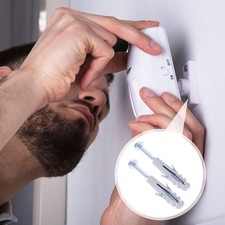  10 set staffe TV ancoraggi