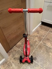 MAXI MICRO DELUXE SCOOTER LED